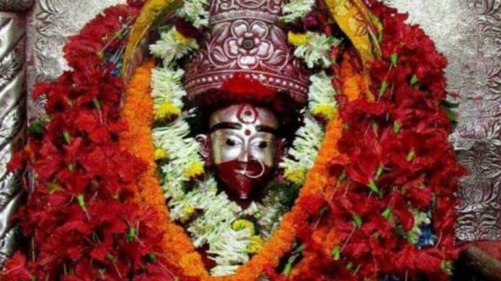 তারা মায়ের মুখ কোন দিকে ফেরানো শুভ? জানুন বাস্তু, তন্ত্র ও শাস্ত্রীয় ব্যাখ্যার গভীর তাৎপর্য