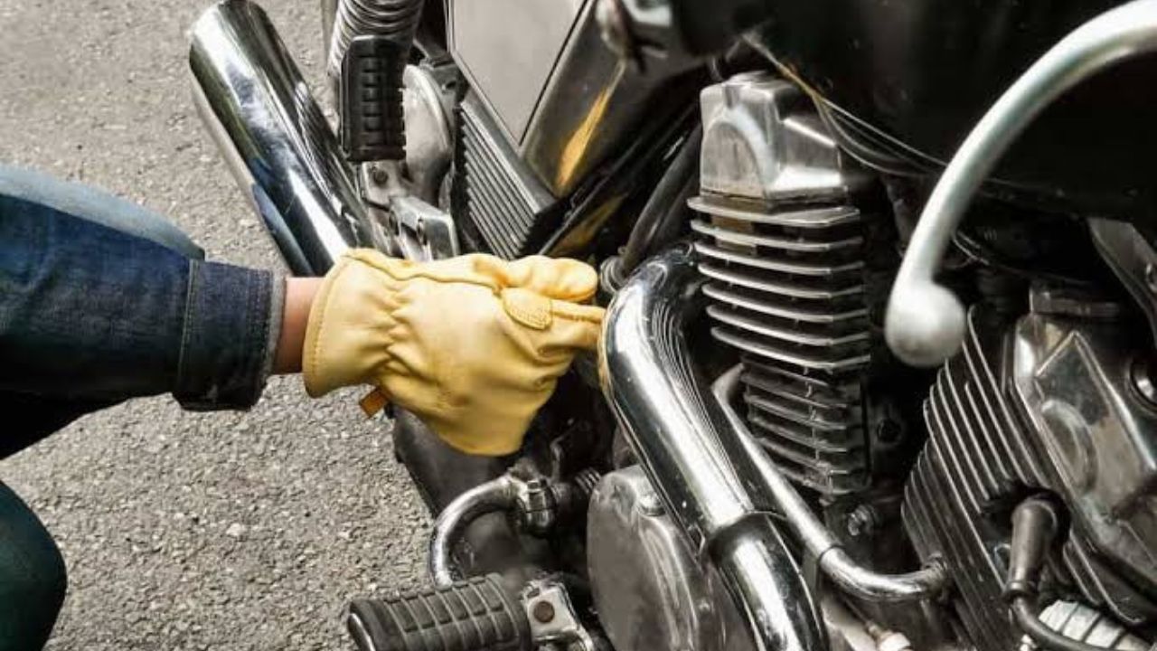 How Long Can a Motorcycle Sit Without Riding Before Engine Damage