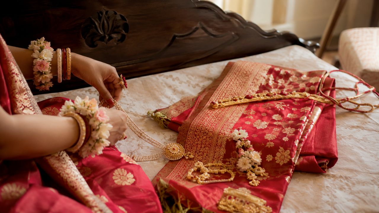 Bridal Look Without Gold Jewellery